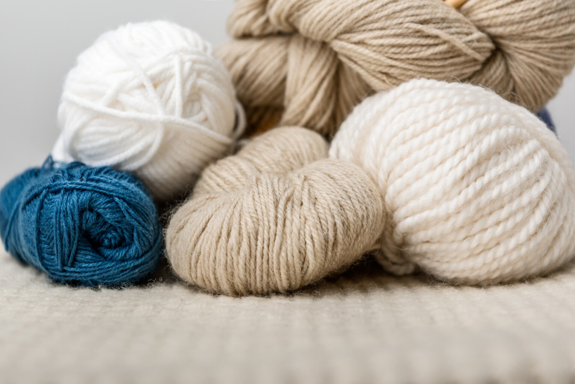 Yarn and wool